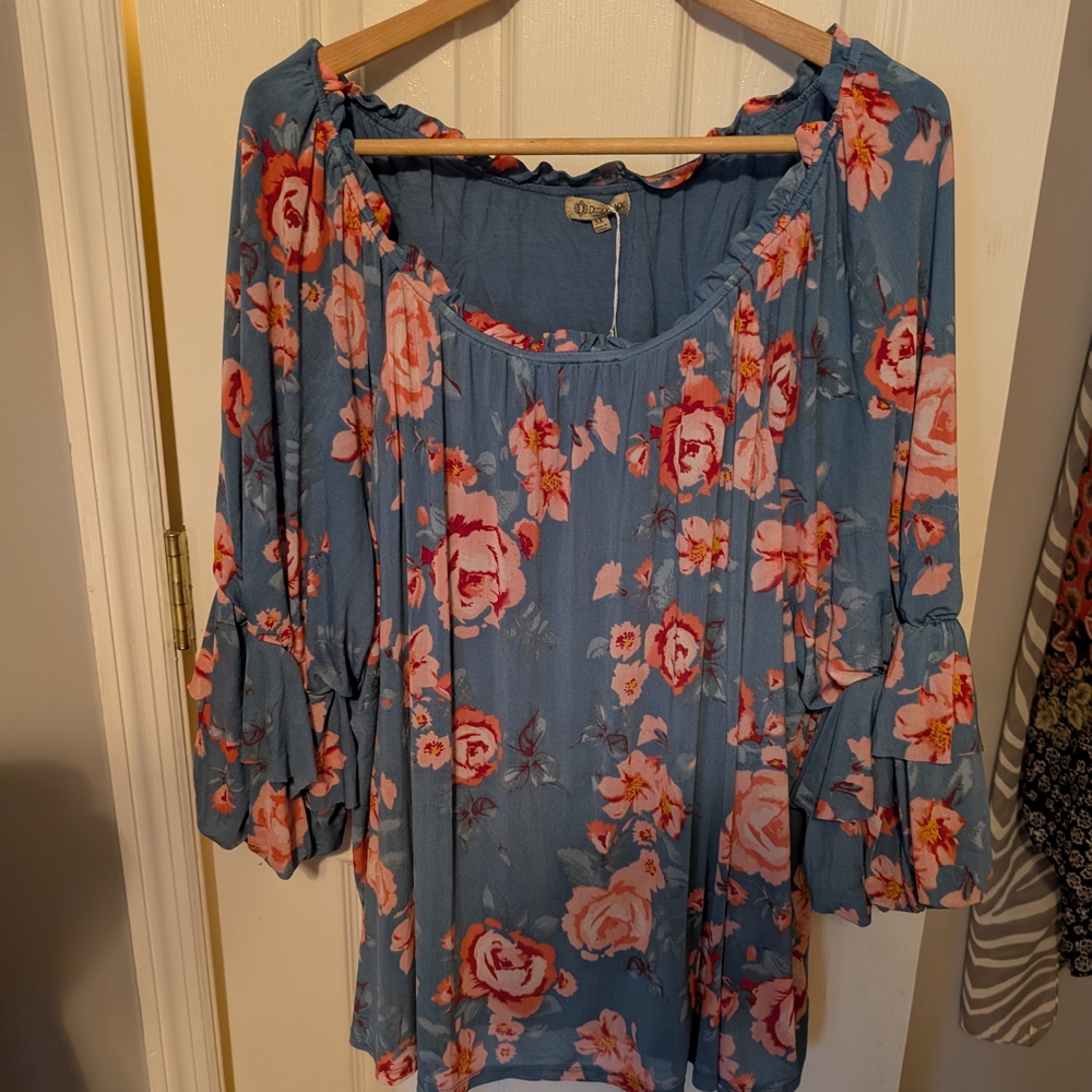Democracy Blue Floral Peasant Tunic with Pink Roses